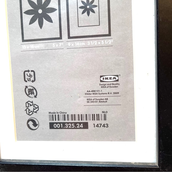 IKEA Frame ‘Ribba’ fits 5x7 or 4x 6. Black. Deep Frame with Mat. NWT. - Picture 6 of 6